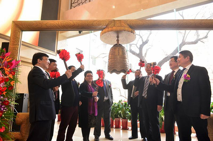 祝賀深圳市春旺環(huán)?？萍脊煞萦邢薰境晒ι鲜?jpg